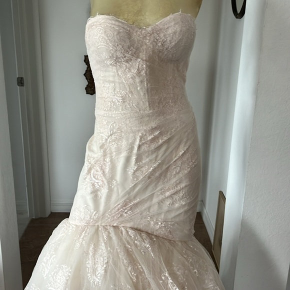 Monique Lhuillier Blush Pink Bridal Dress - Picture 3 of 13